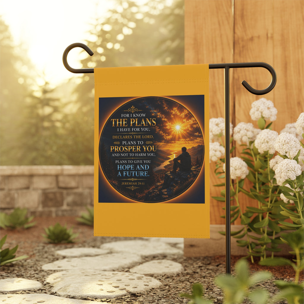 Inspirational Christian garden flag featuring a sunrise shoreline scene with the scripture “For I Know The Plans” in warm peaceful coastal-inspired artwork.