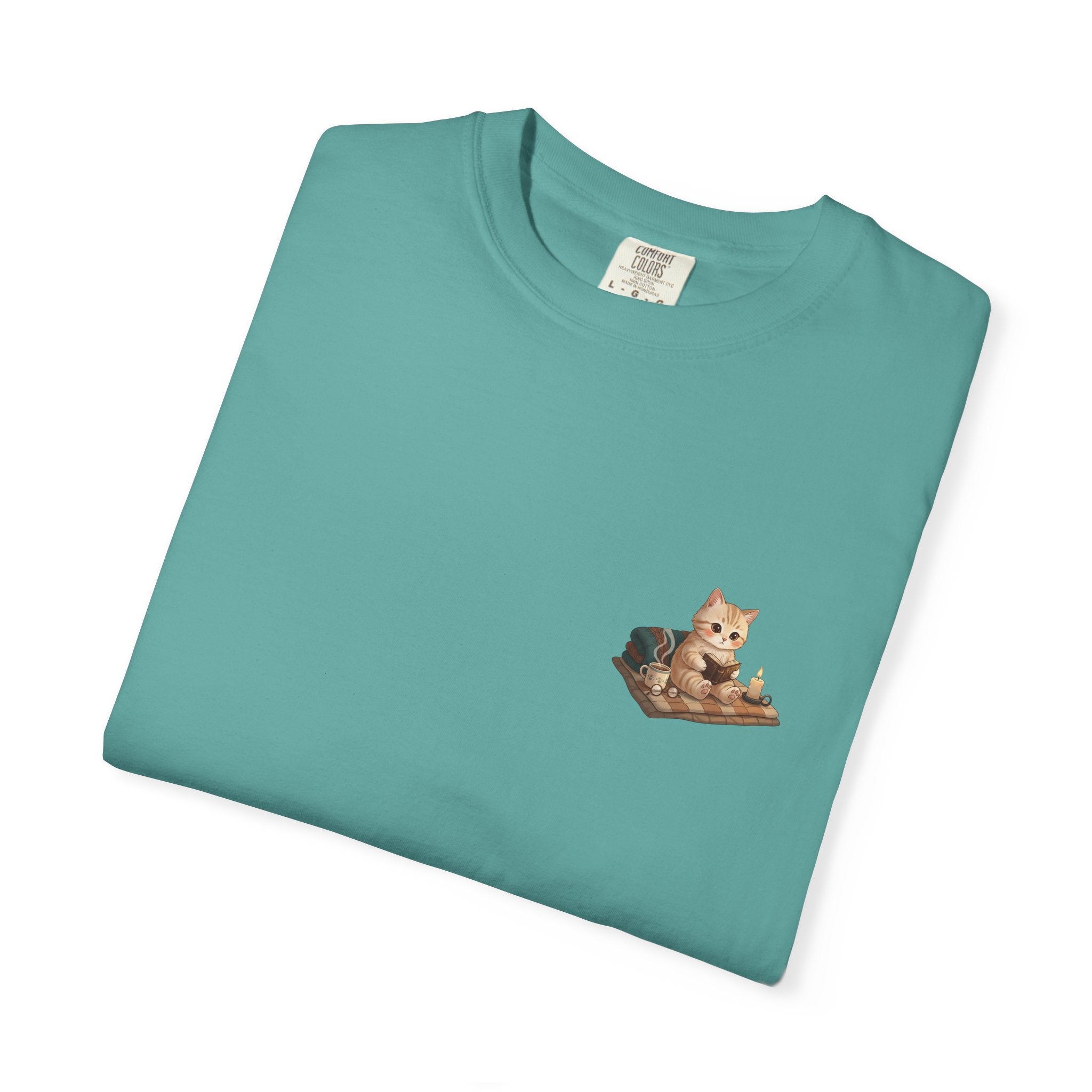 Cozy Cat Prayer T-Shirt — Faith Heart Cat Tee | Christian Cat Lover Shirt