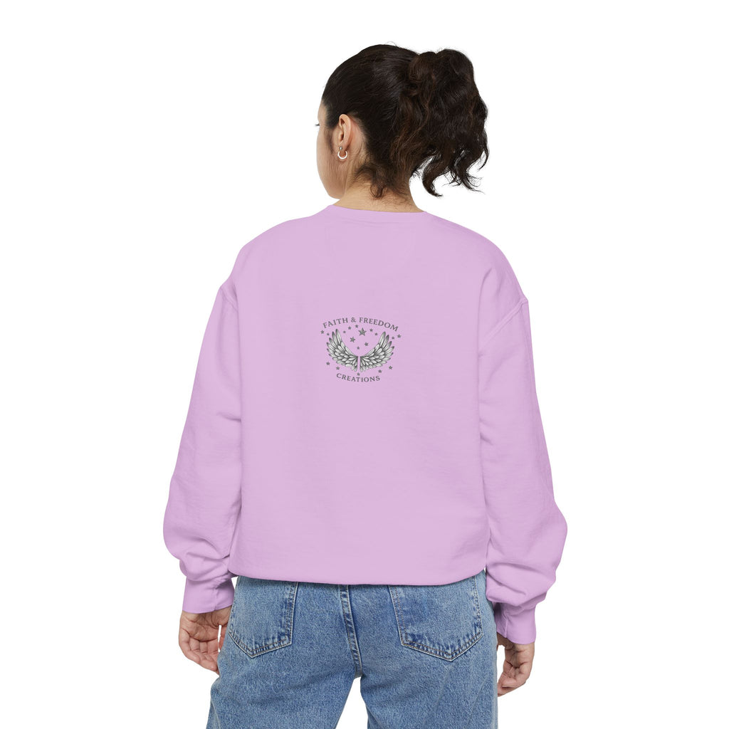 Faithful Through It All Sweatshirt — "I Lost Everything, Still Faithful" Christian Pullover-⭐ Five-Star Faith Series⭐